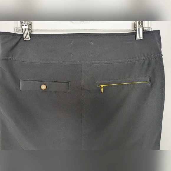 TITLE NINE Skirt 6 Blak Active Pockets Stretch Side Zip Outdoors Hiking Athletic - Picture 5 of 8